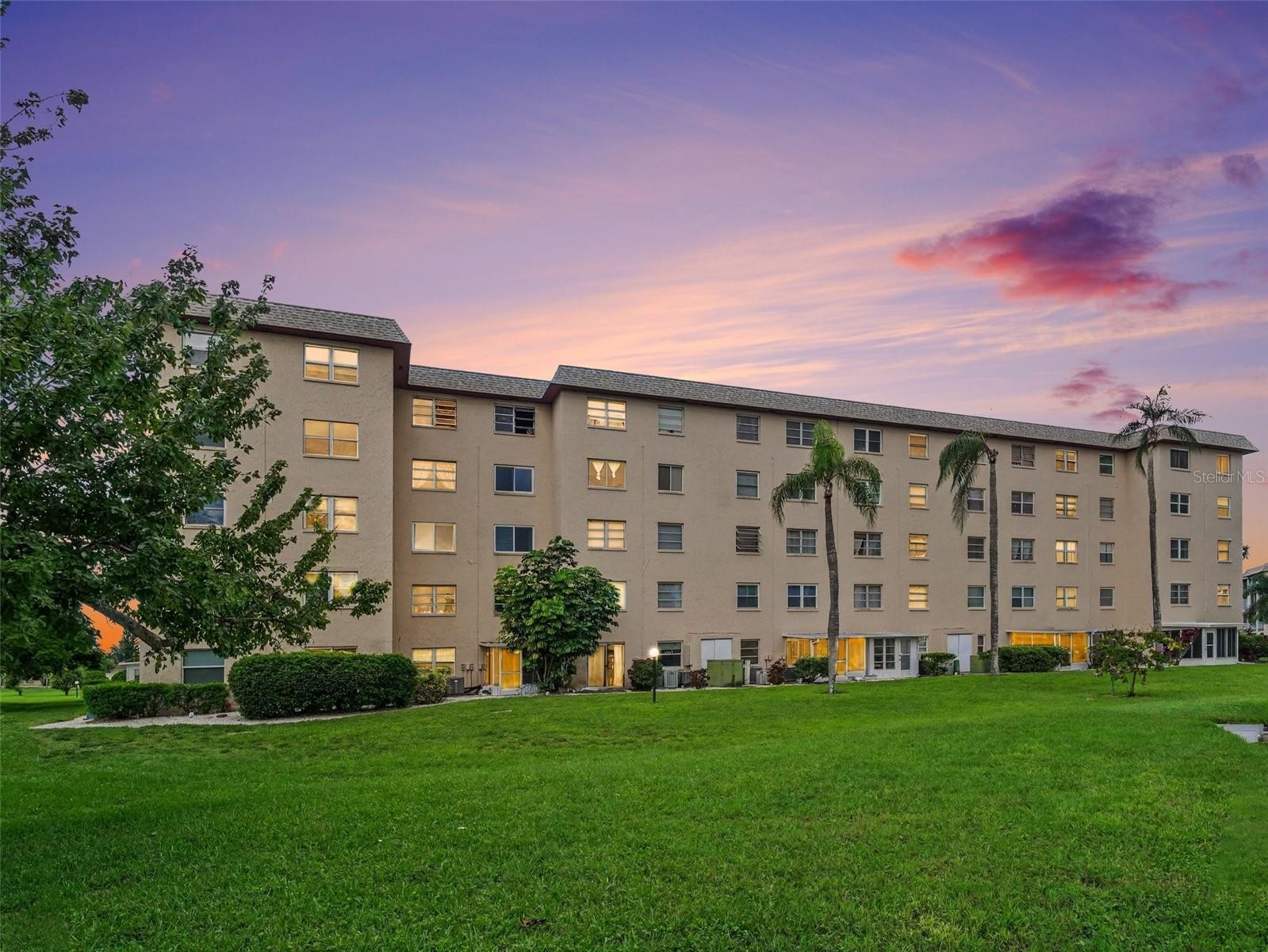4137 LAKE BAYSHORE DR #C505