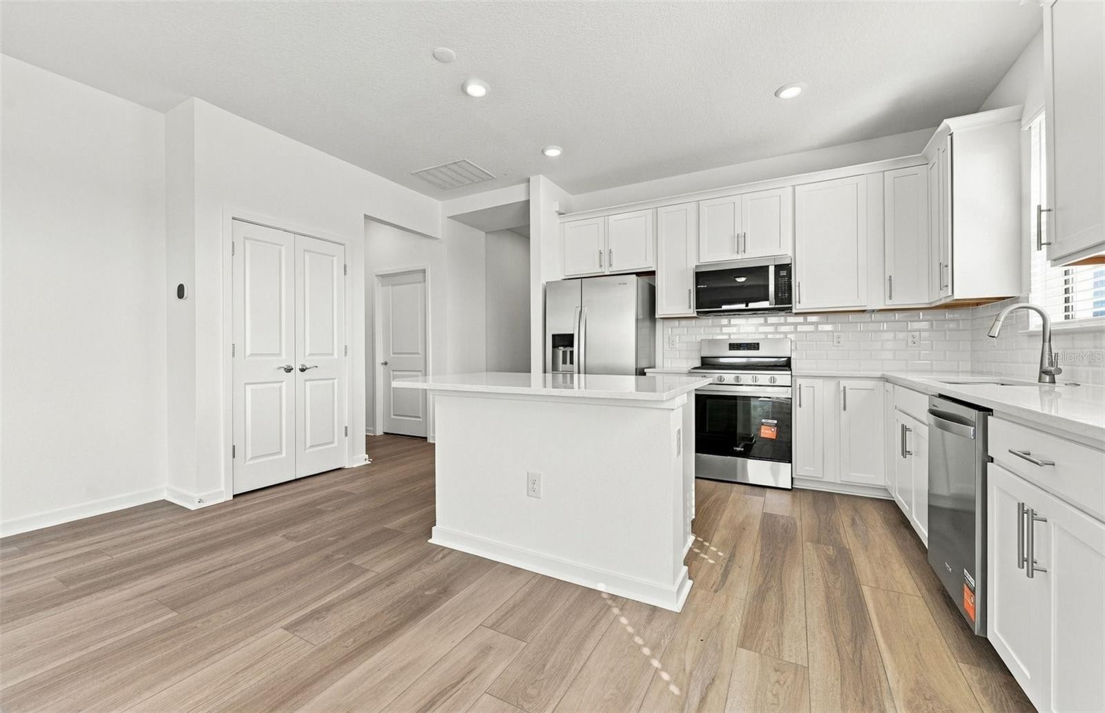 12509 ADOBE ST