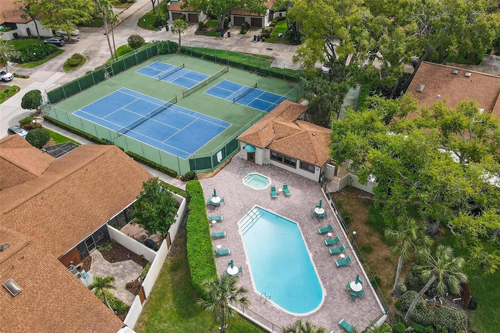 4535 PARK LAKE TER S