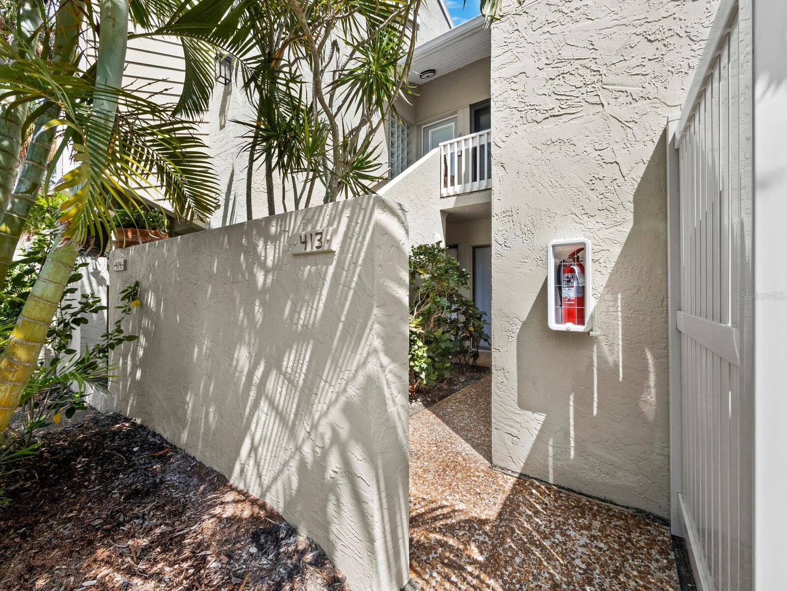 5260 GULF OF MEXICO DR #413