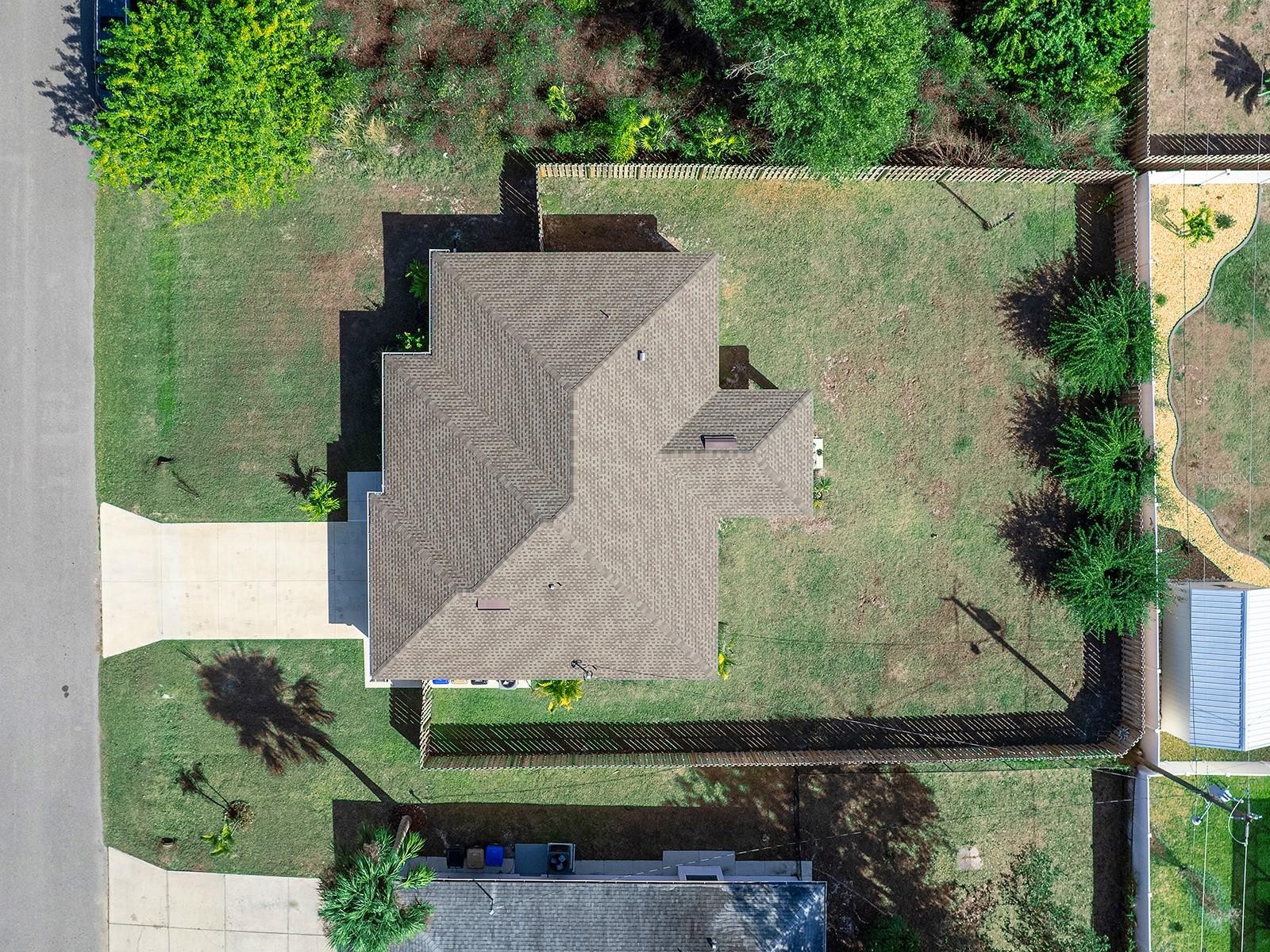 3784 FONTAINEBLEAU ST