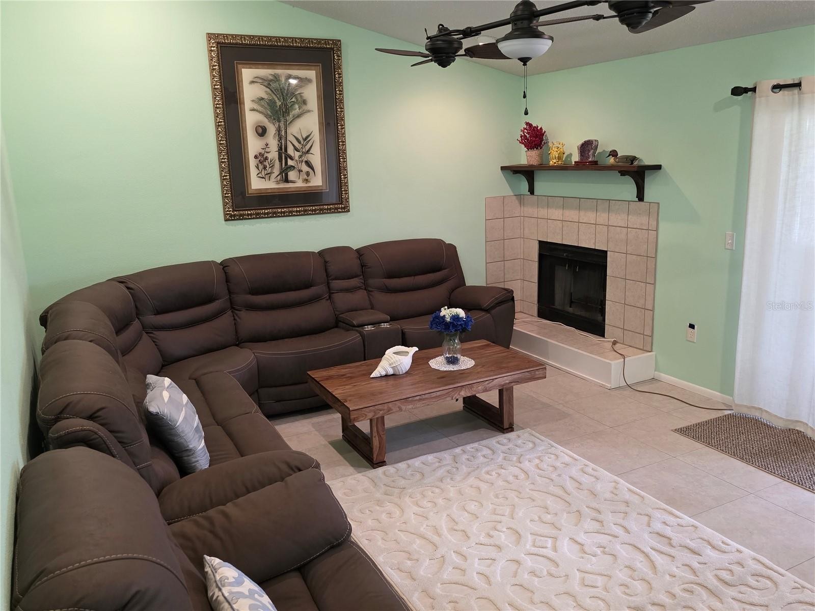 3607 AVENIDA MADERA #B