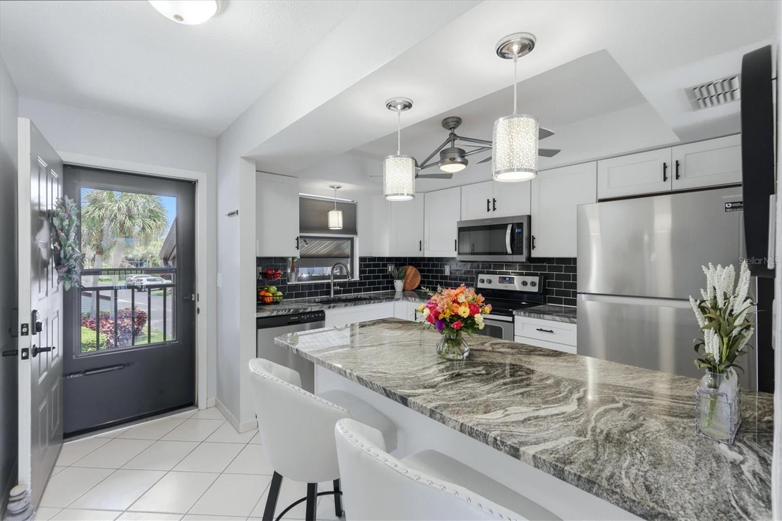 931 CAPRI ISLES BLVD #32