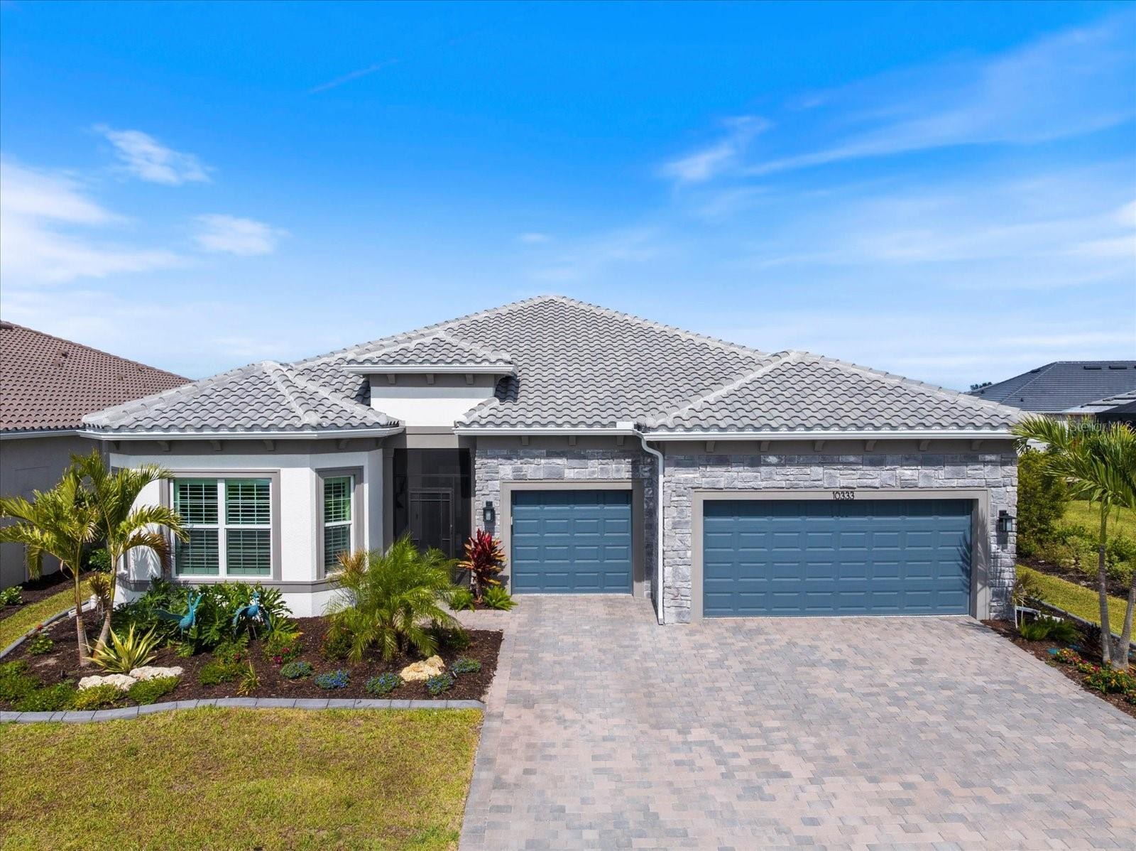 10333 BLUE RUNNER DR