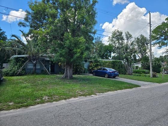 324 GOLDEN SANDS DR