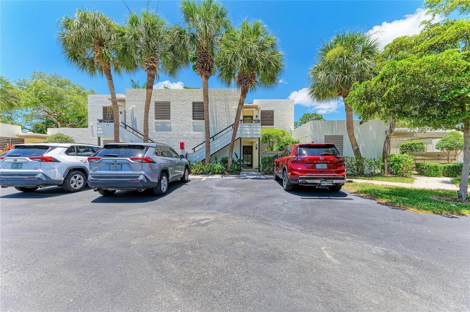 376 SPRINGDALE DR