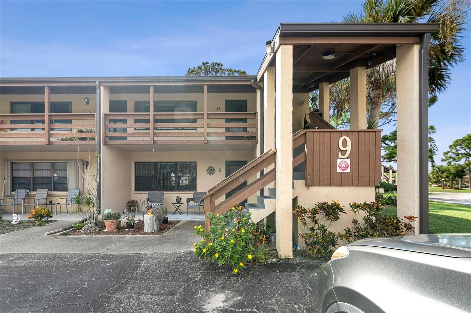 9 QUAILS RUN BLVD #12