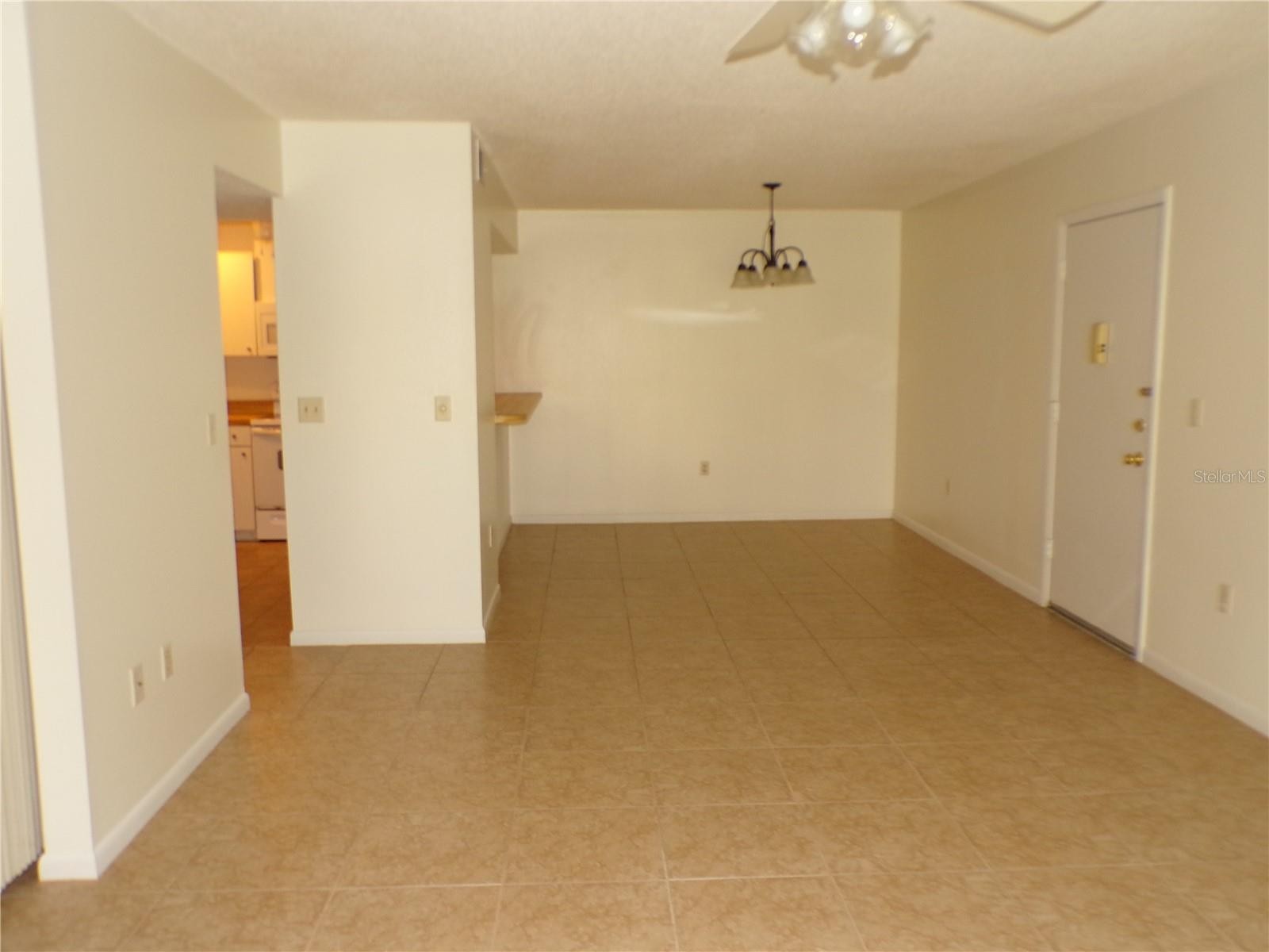 638 BIRD BAY DR E #212