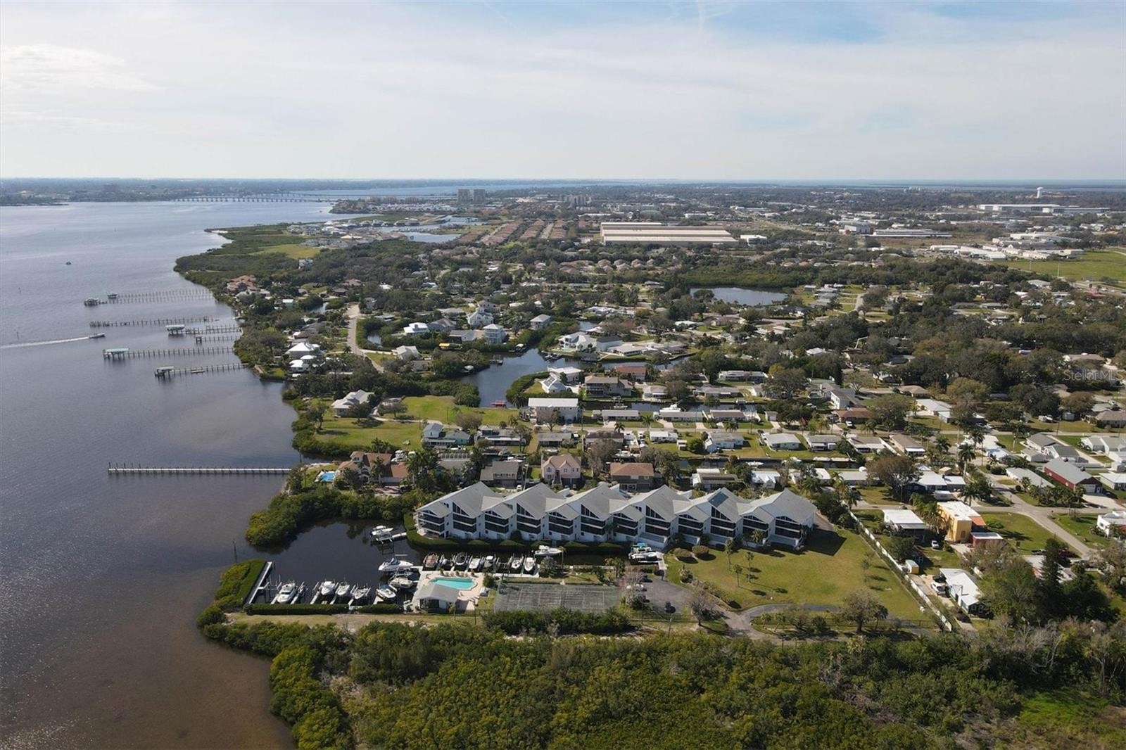 515 LEFFINGWELL AVE #116