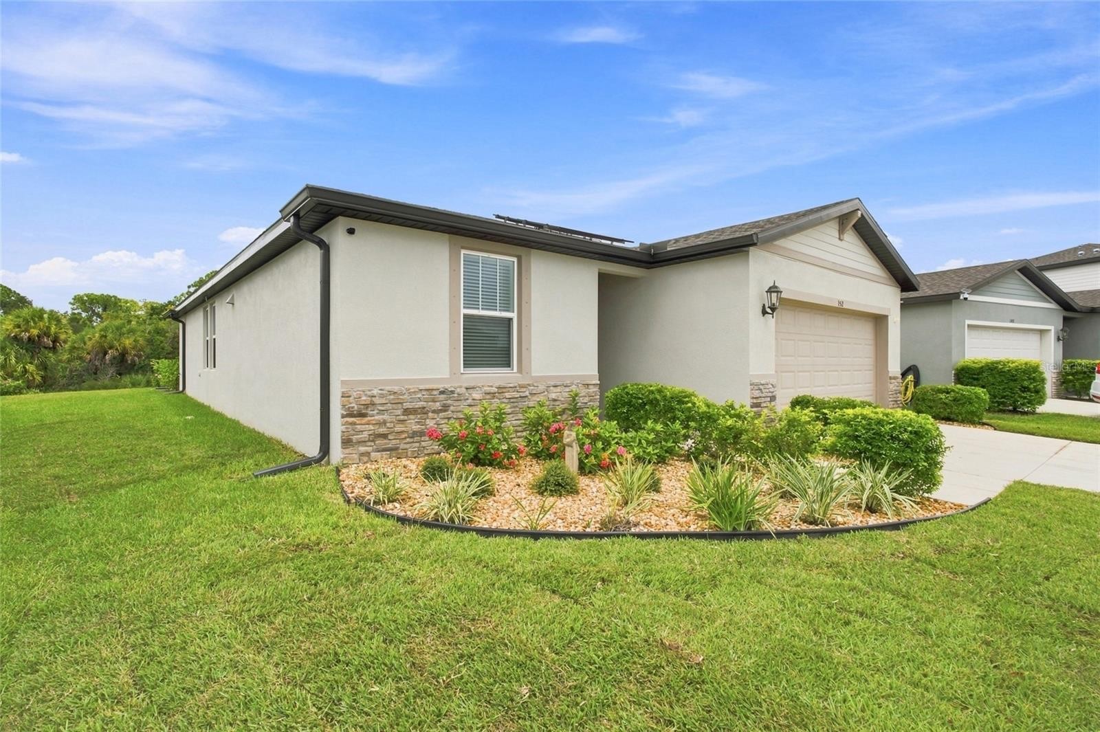 152 LAZY SHORE DR