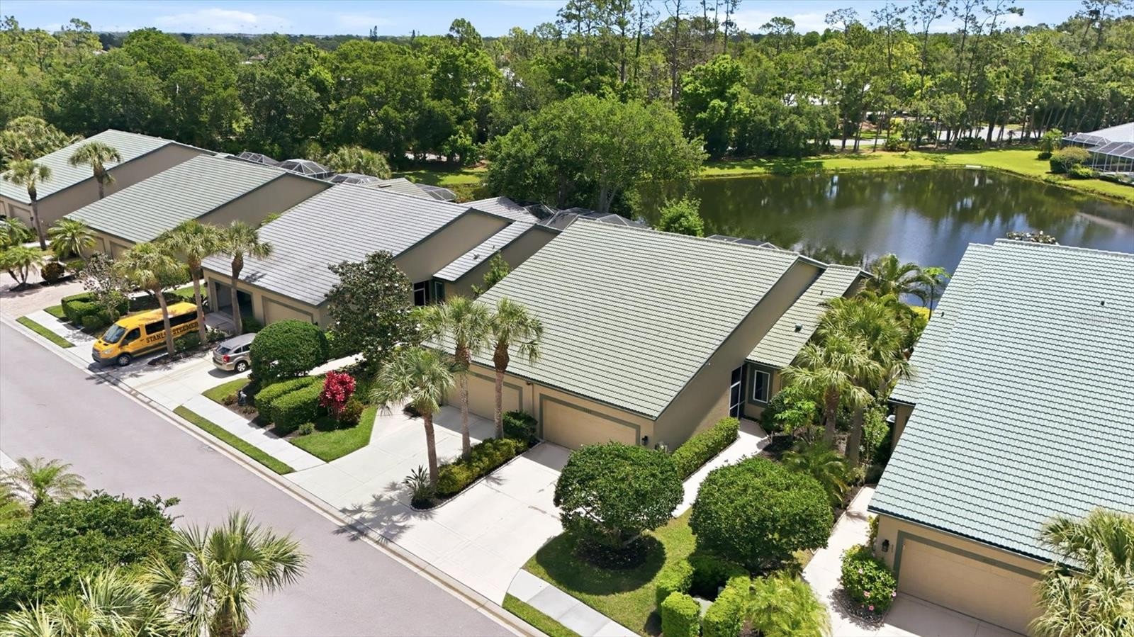 8549 54TH AVENUE CIR E