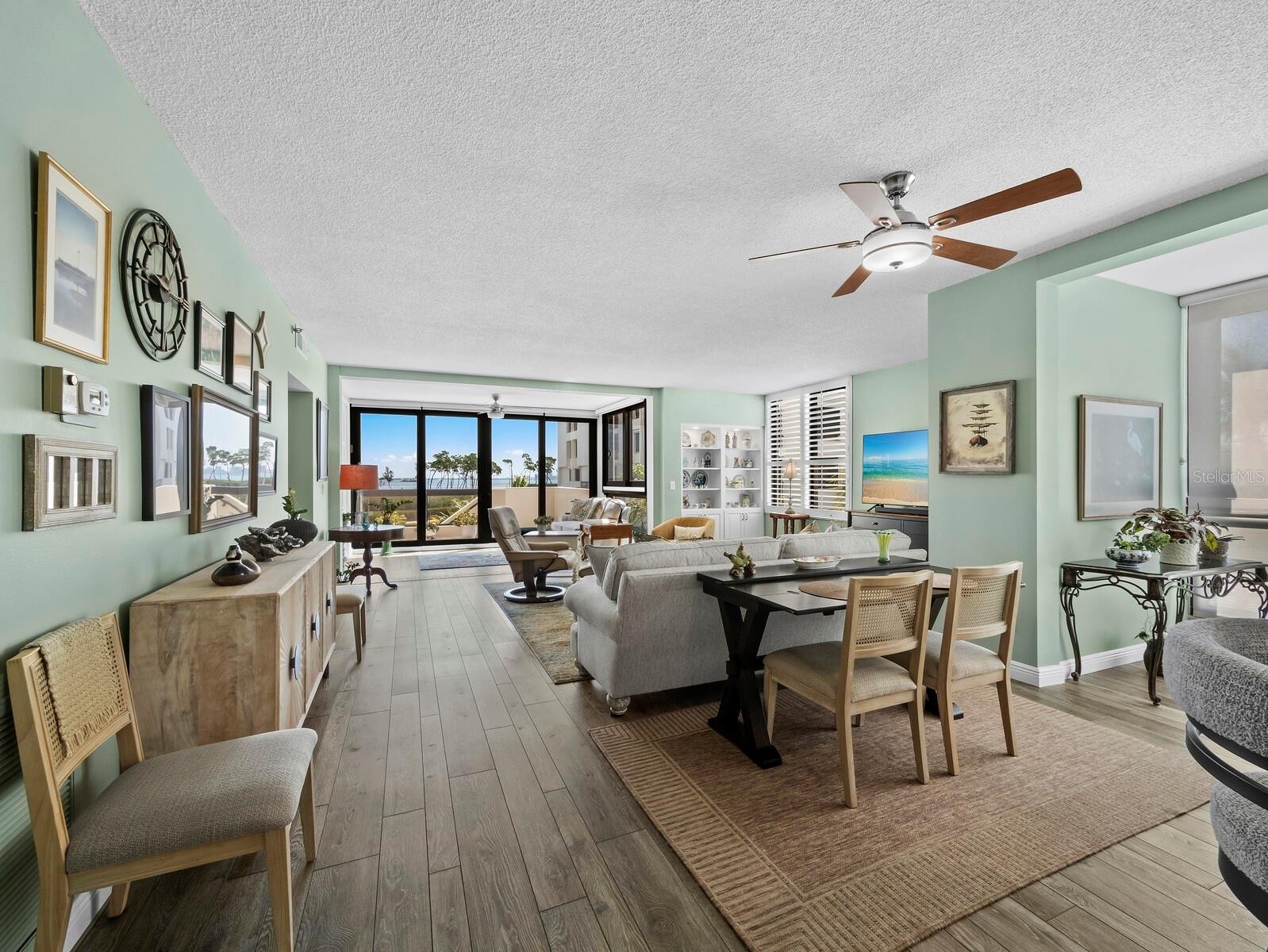 2020 HARBOURSIDE DR #417