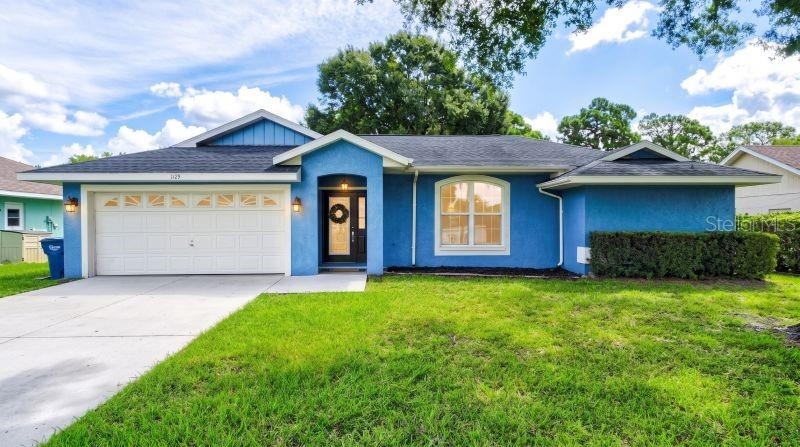 7129 QUEEN PALM CIR