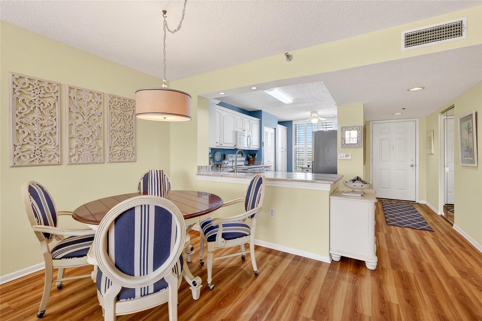 3750 PINEBROOK CIR #403