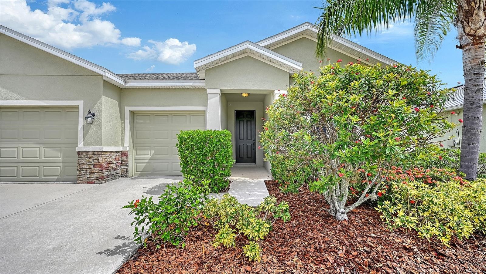 15127 LAS OLAS PL