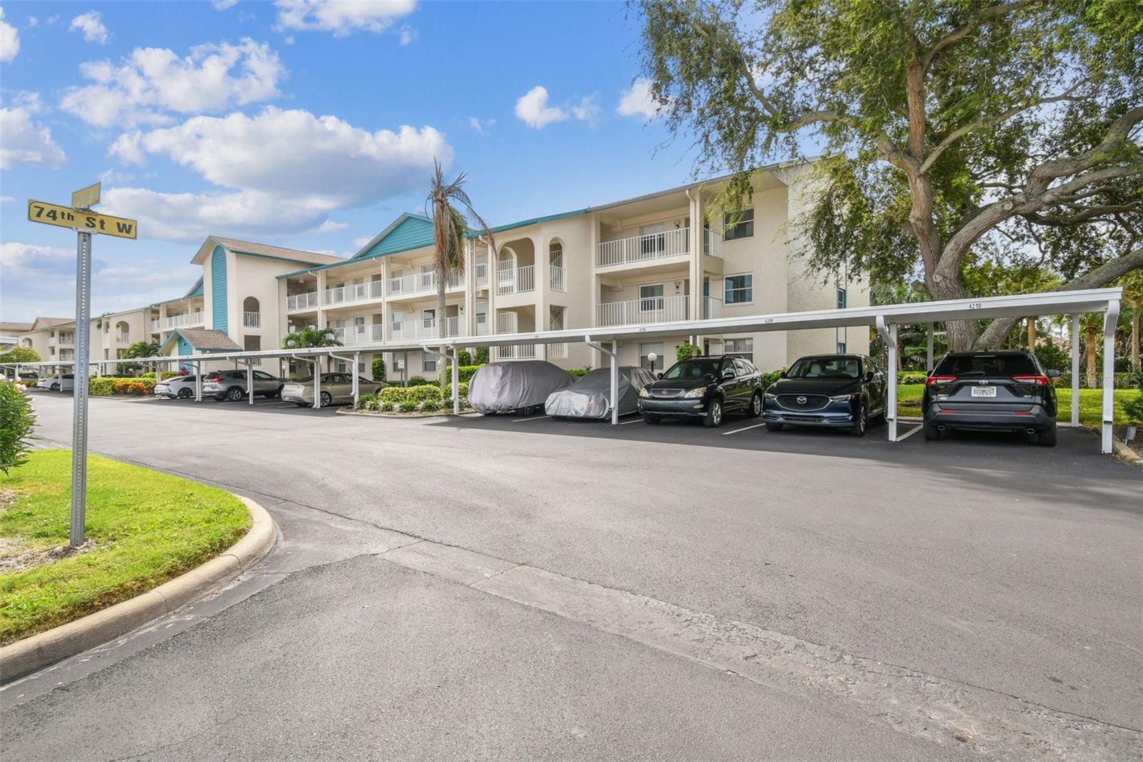 7301 29TH AVE DR W #108