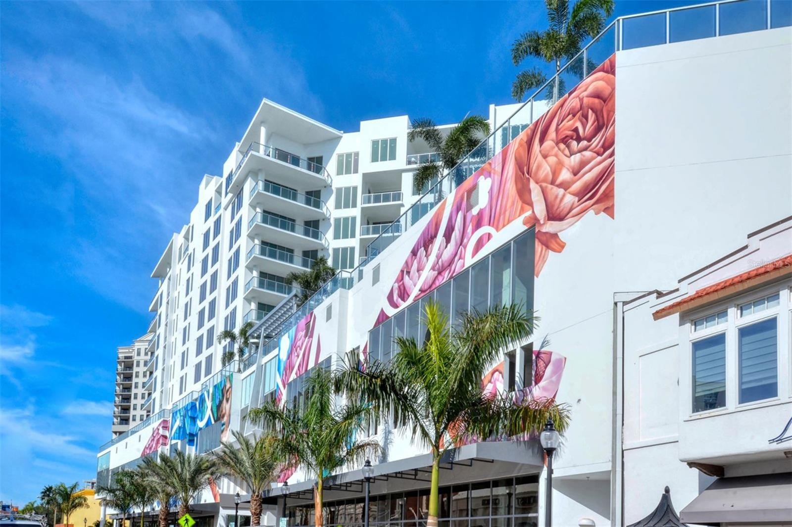 111 S PINEAPPLE AVE #604