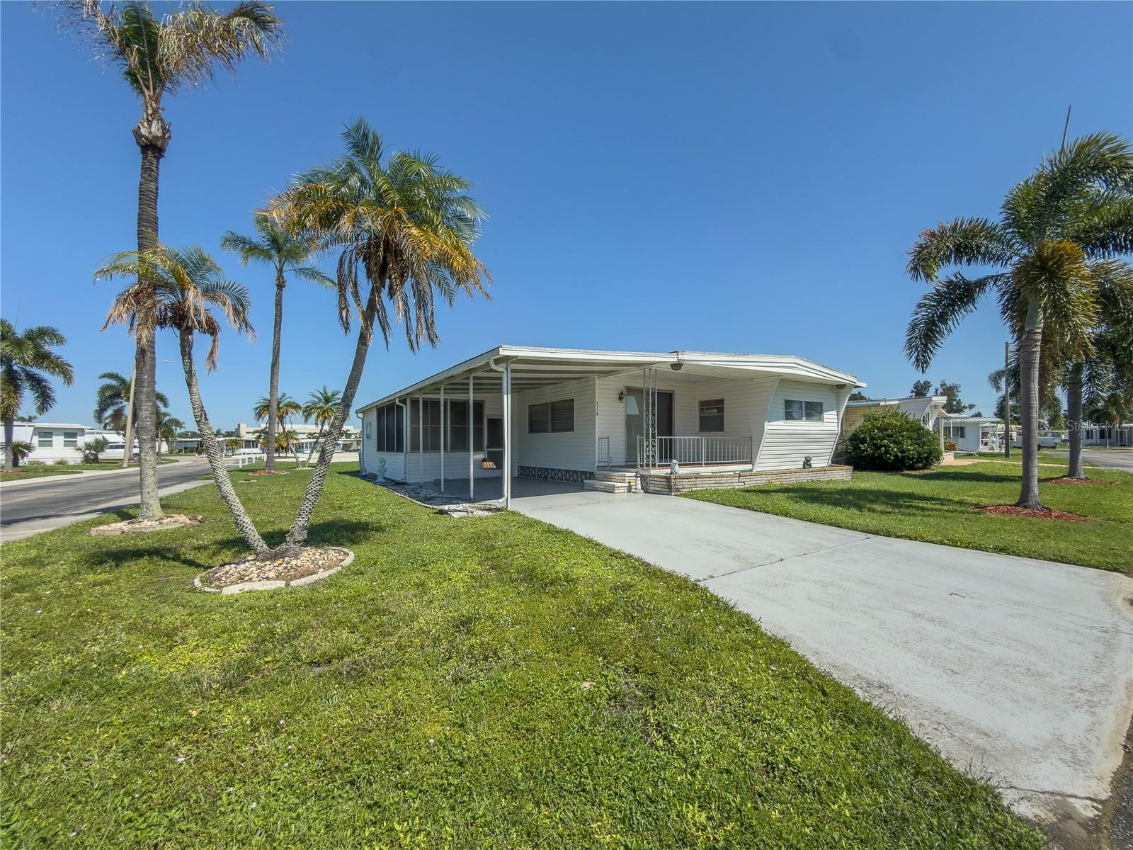 316 DANUBE CIR