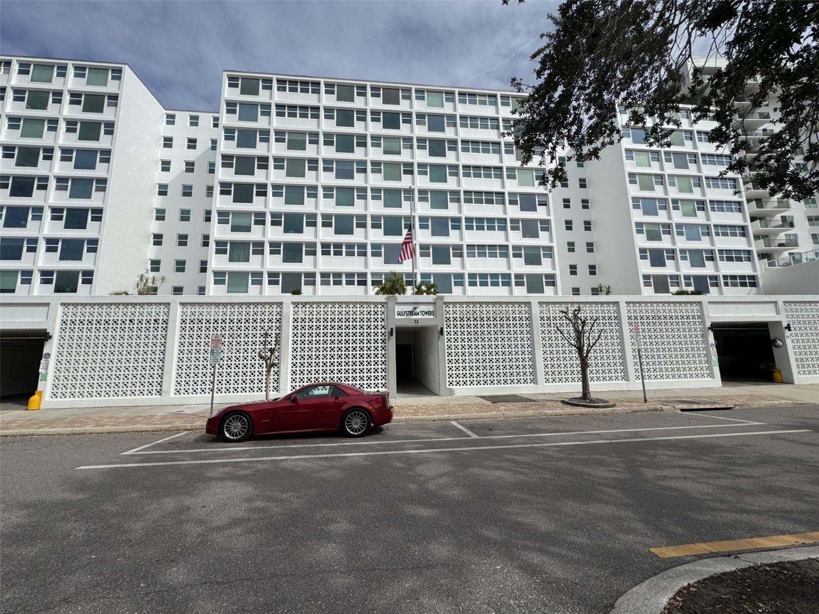 33 S GULFSTREAM AVE #708