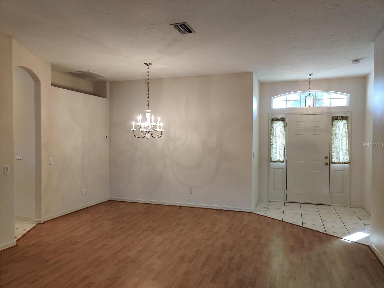 4469 EDINBRIDGE CIR #25