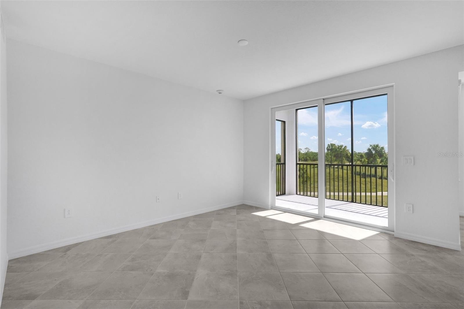 19116 SCALLOP LOOP #102