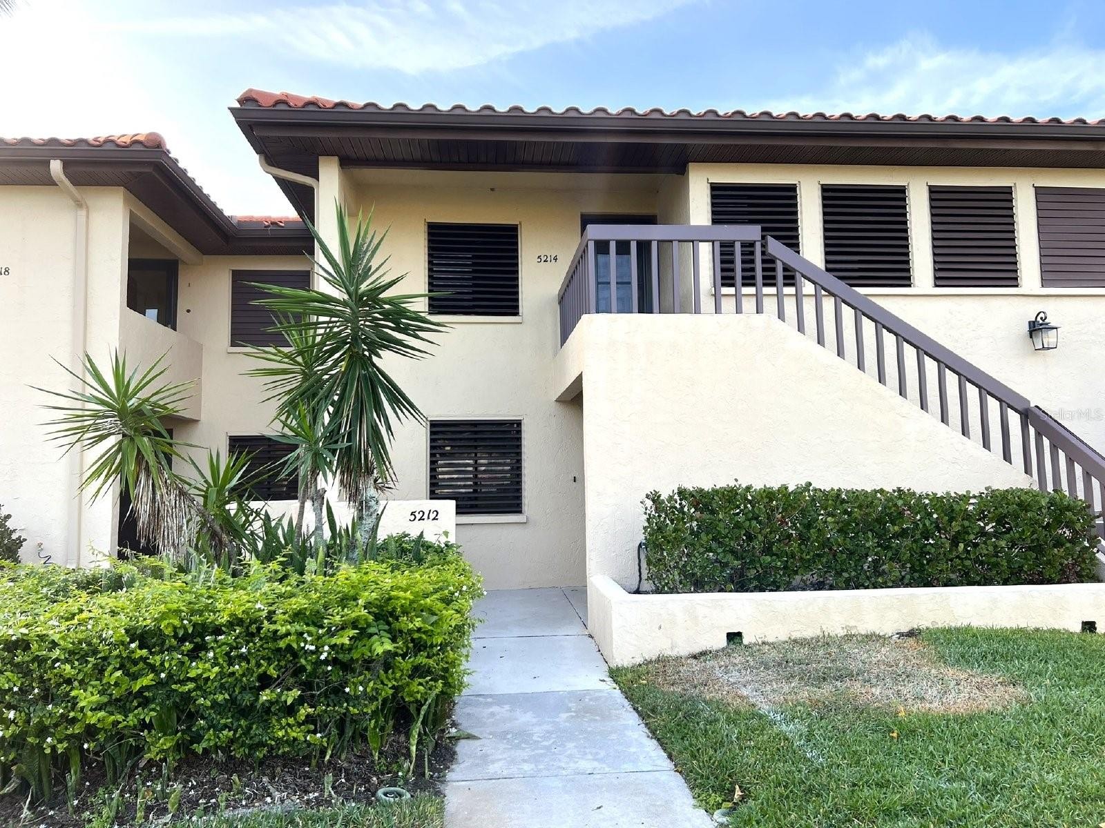 5212 LAKE VILLAGE DR #73