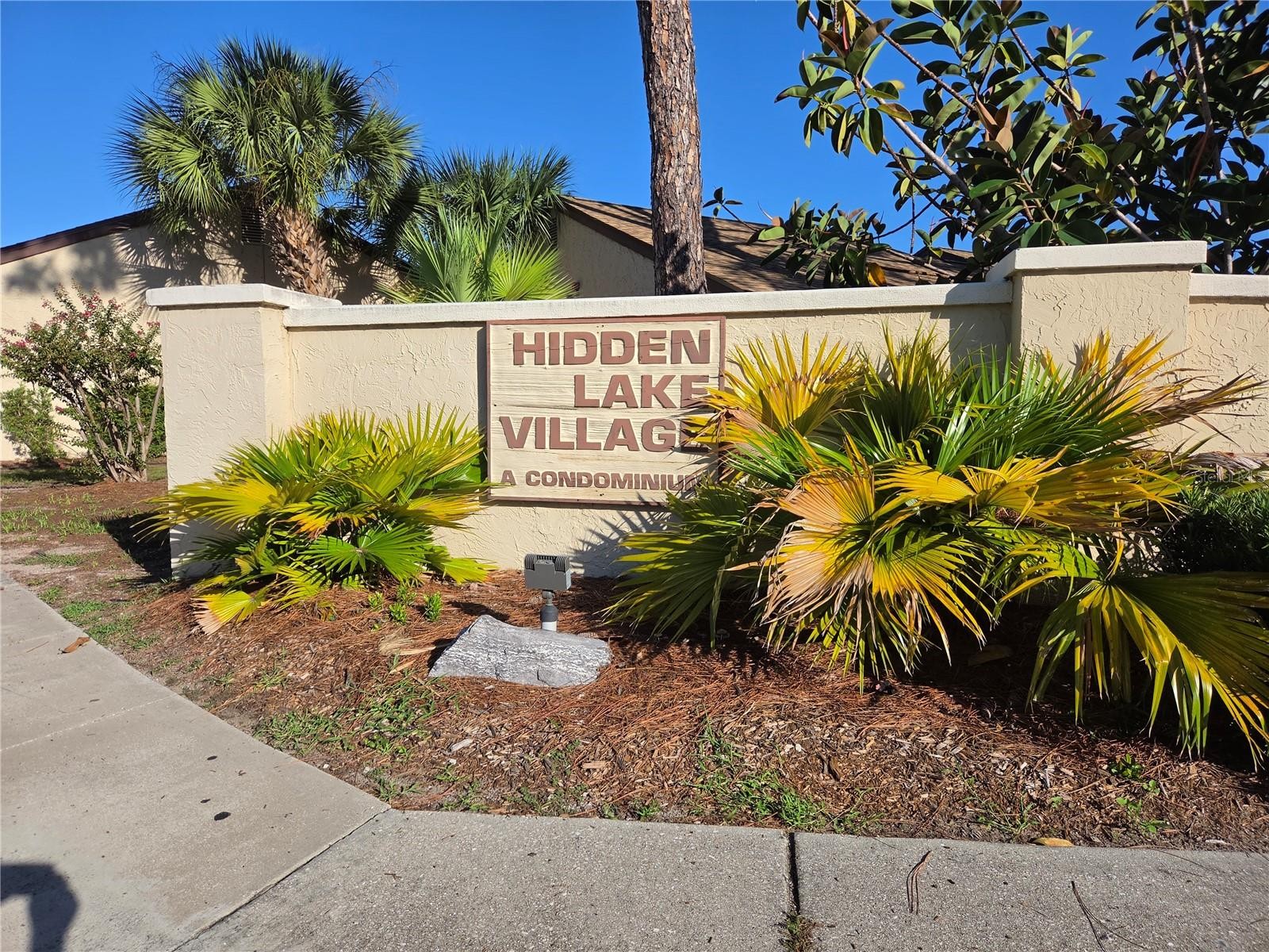 2721 HIDDEN LAKE BLVD #C