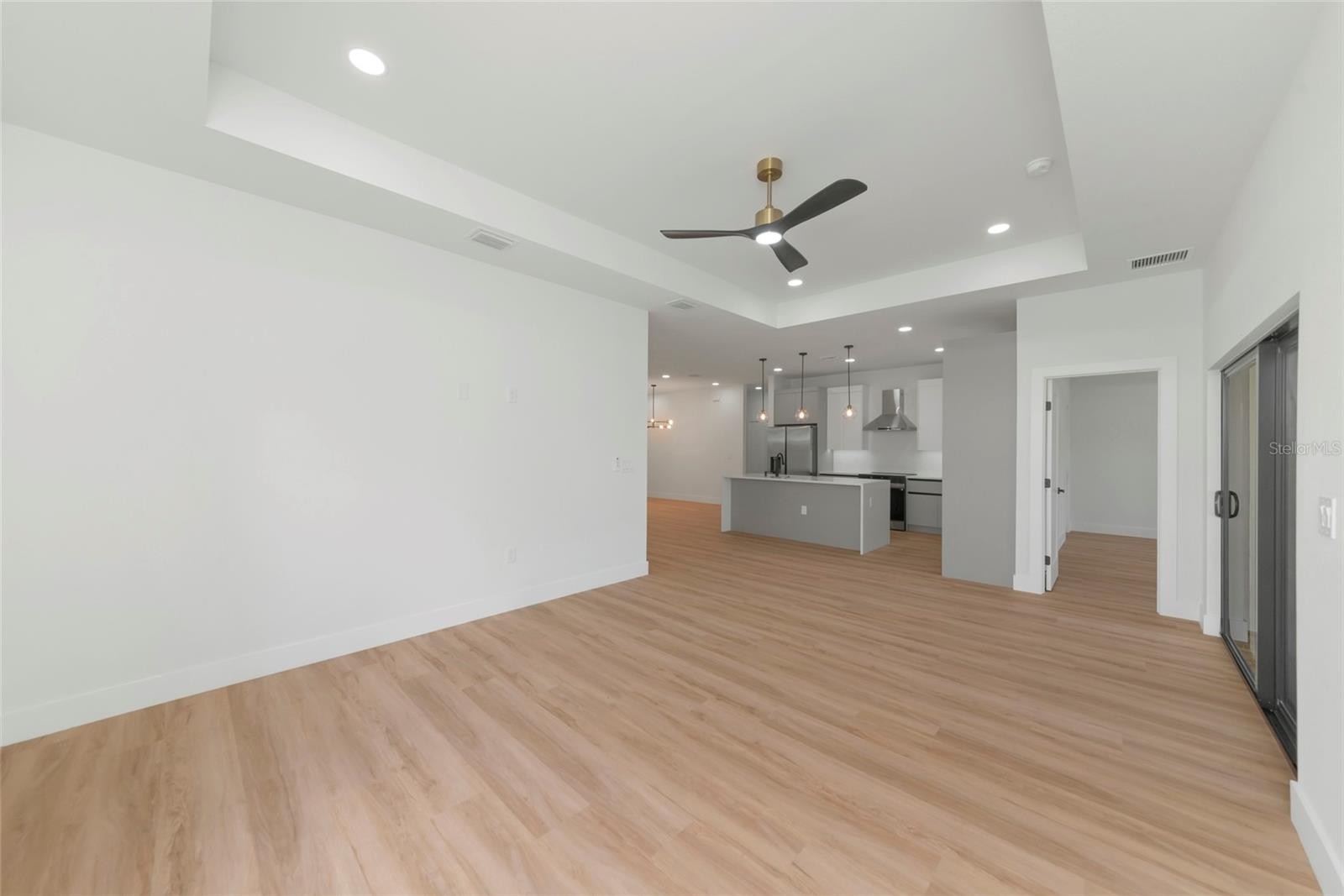 2681 WOODWARD AVE