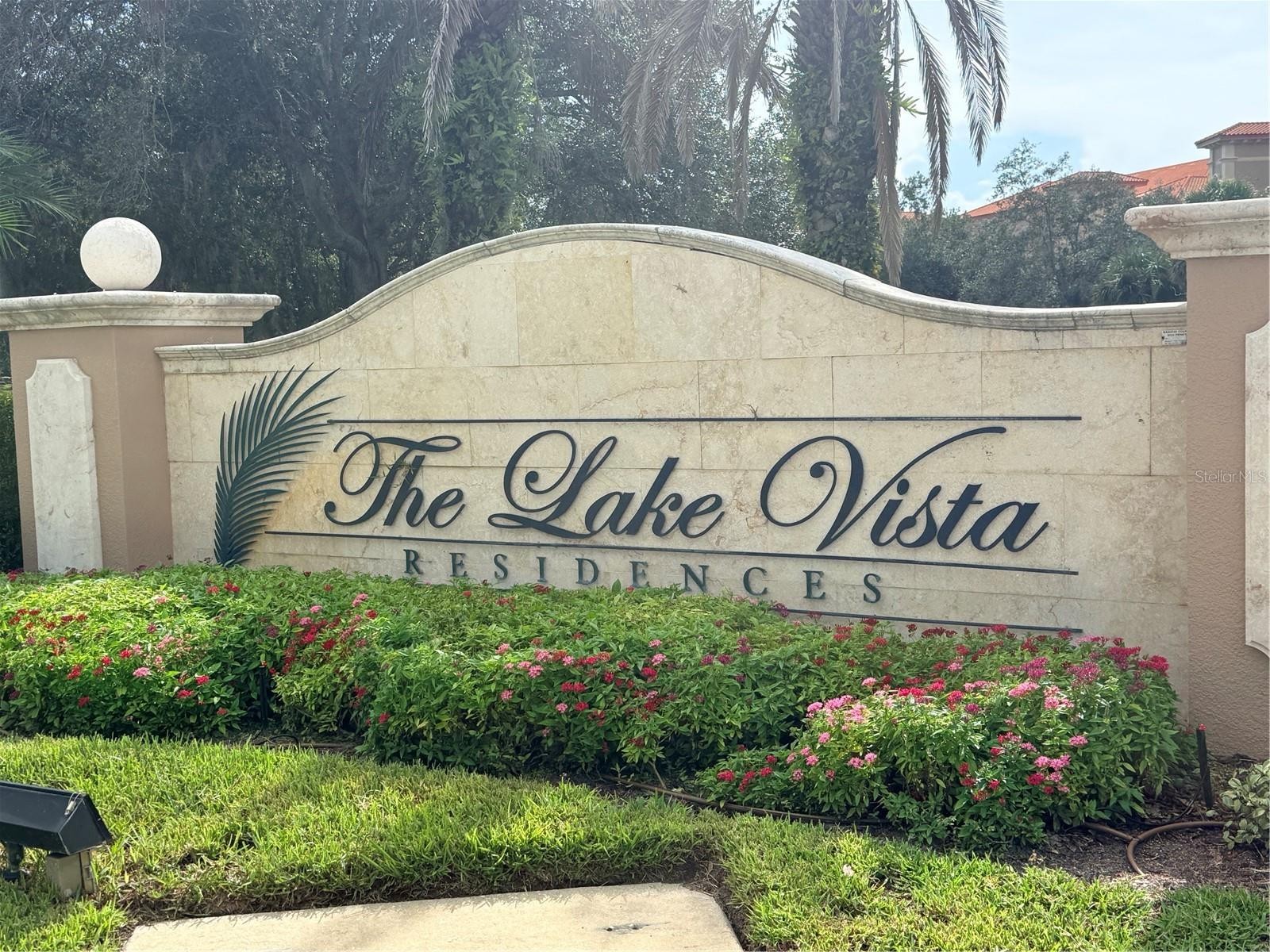 7702 LAKE VISTA CT #303