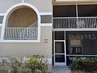 9641 CASTLE POINT DR #1221