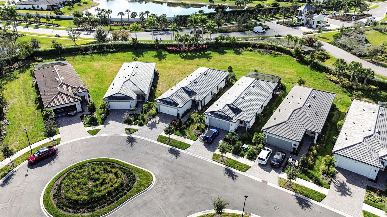 6341 WINDING PINE DR