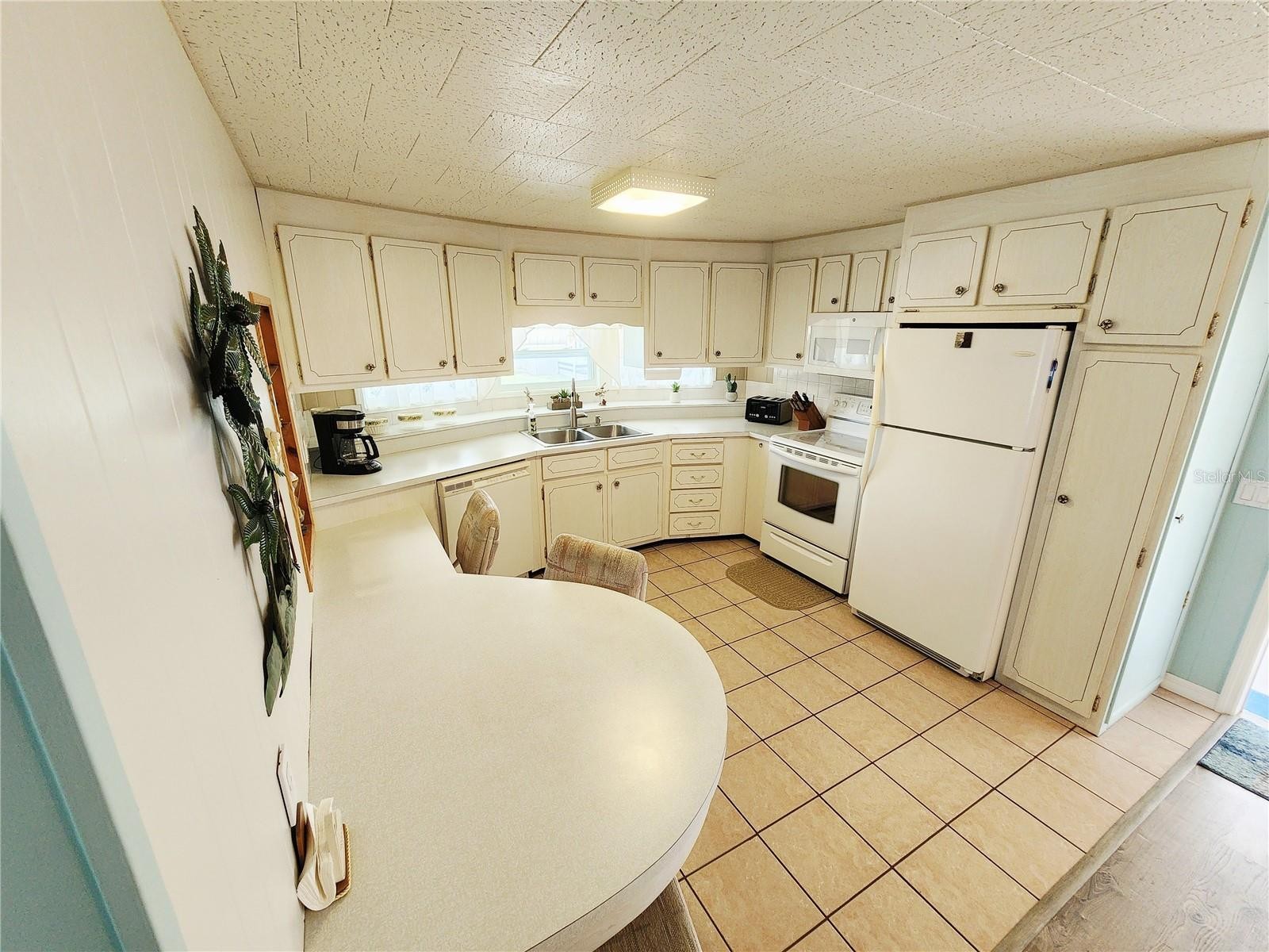 603 CYPRUS CT