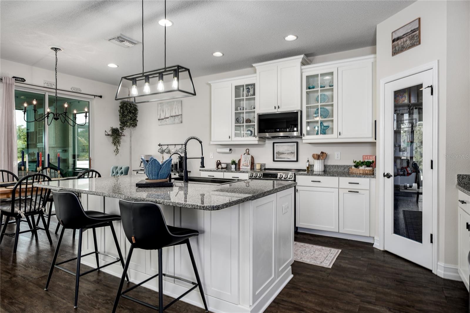 5919 OAK MILL TER