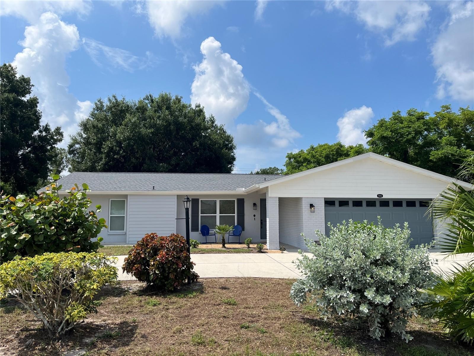 906 Southern Pine Ln Sarasota Florida 34243