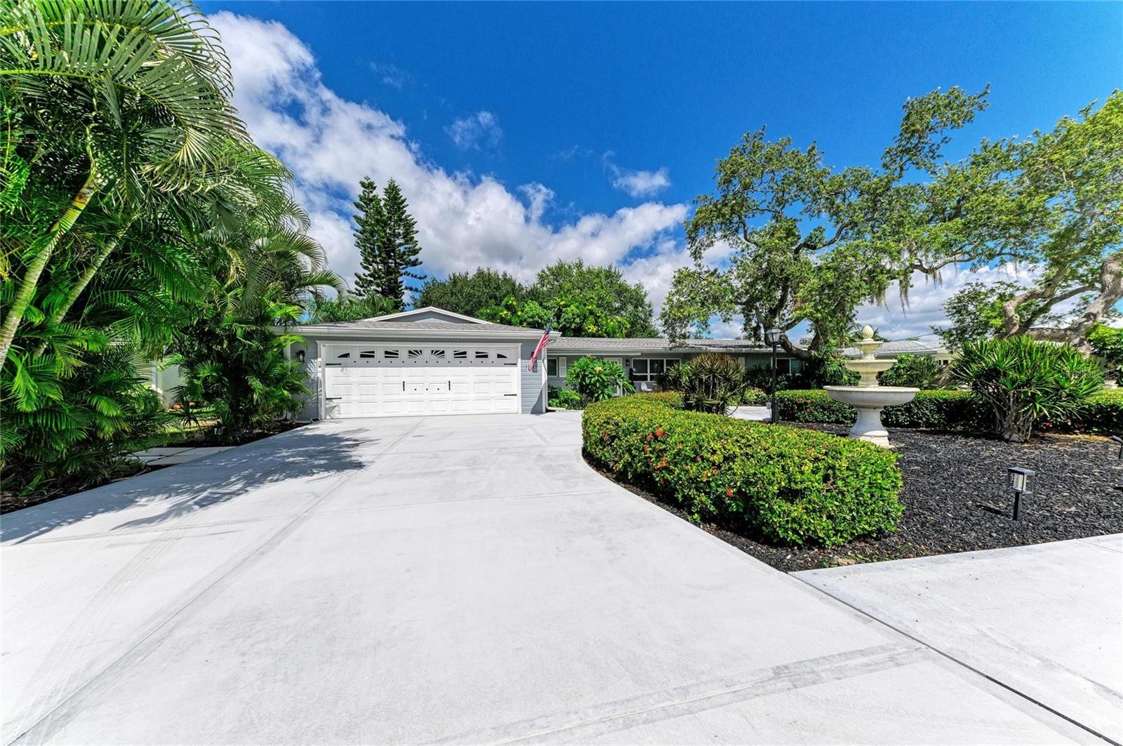1837 UPPER COVE TER