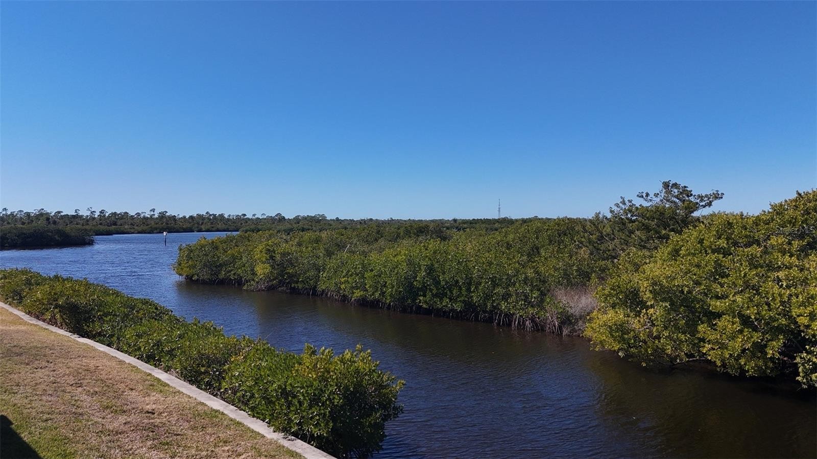 732 BLACKBURN BLVD