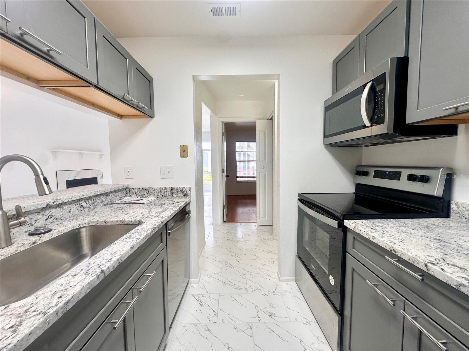 3781 59TH AVE W #3781