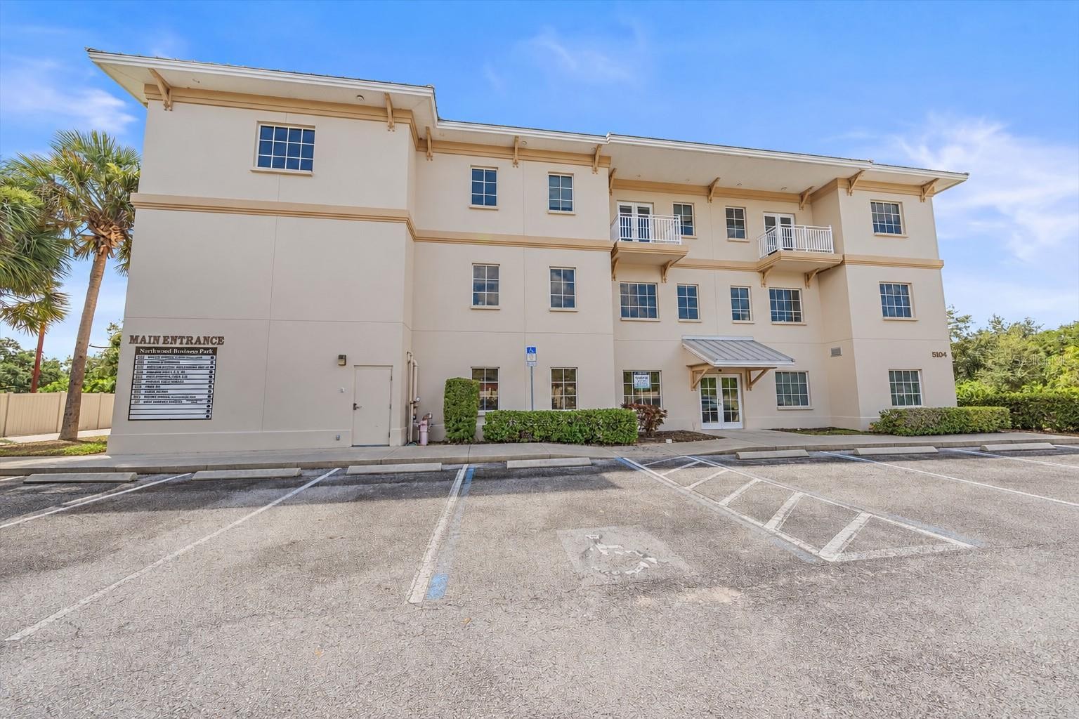 5104 N LOCKWOOD RIDGE RD #106