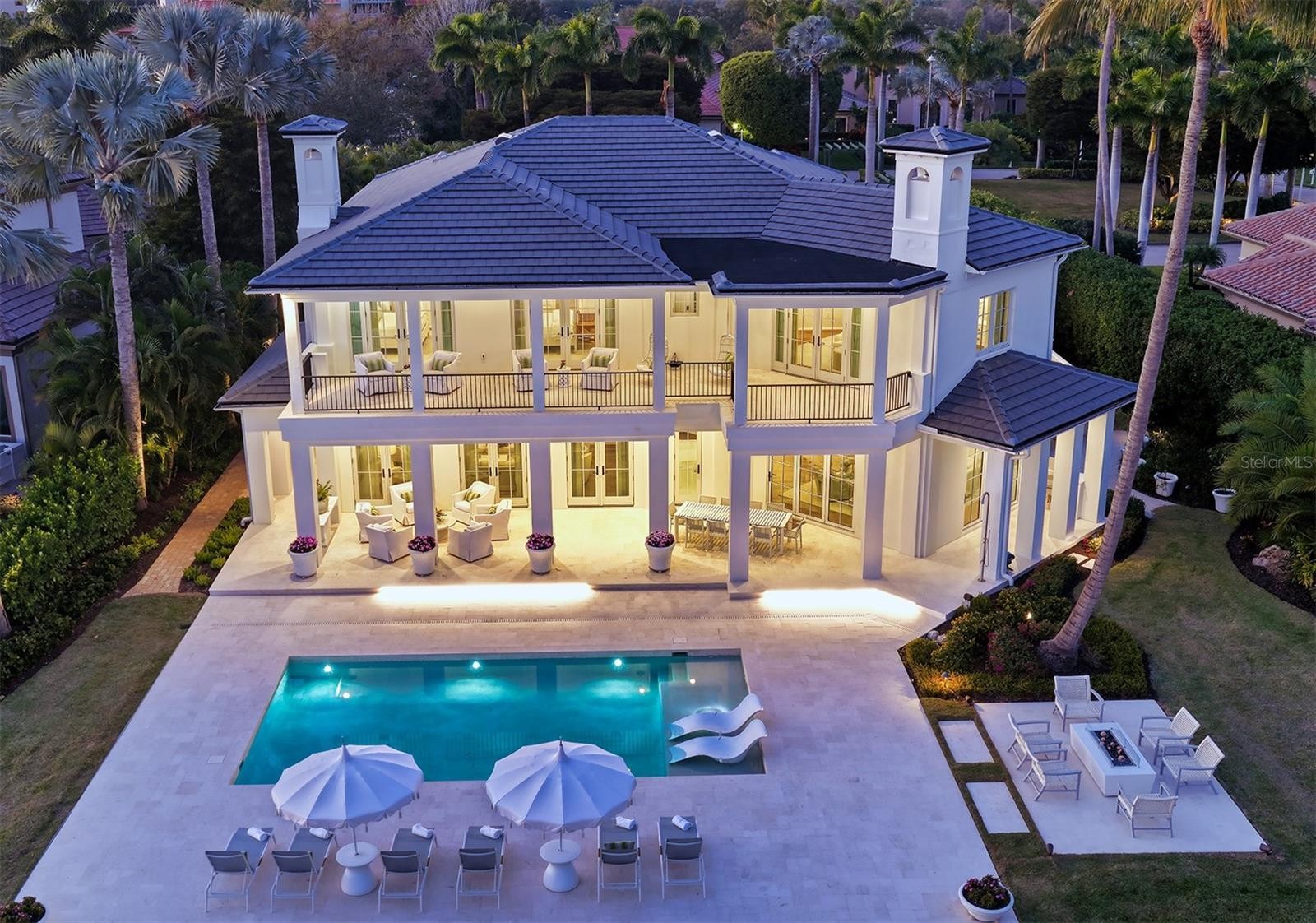 70 LIGHTHOUSE POINT DR