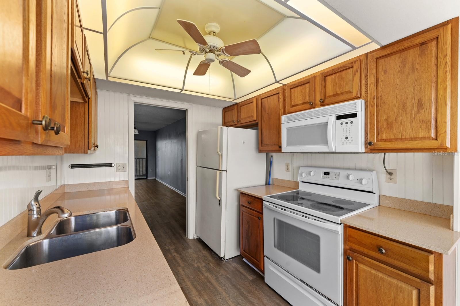 505 30TH AVE W #E304