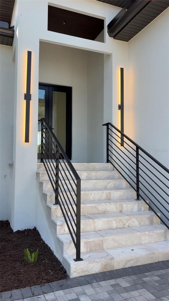 276 ISLAND CIR