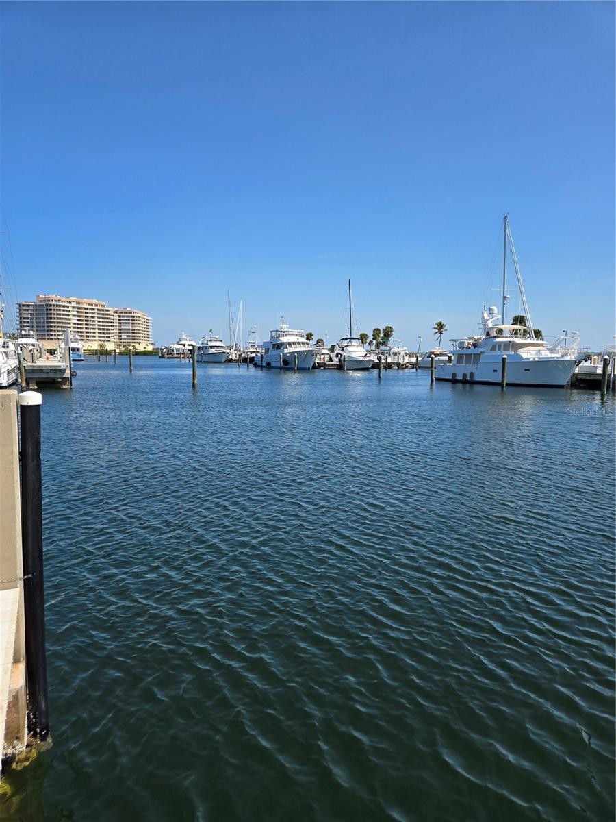 2800 HARBOURSIDE DR #E-21