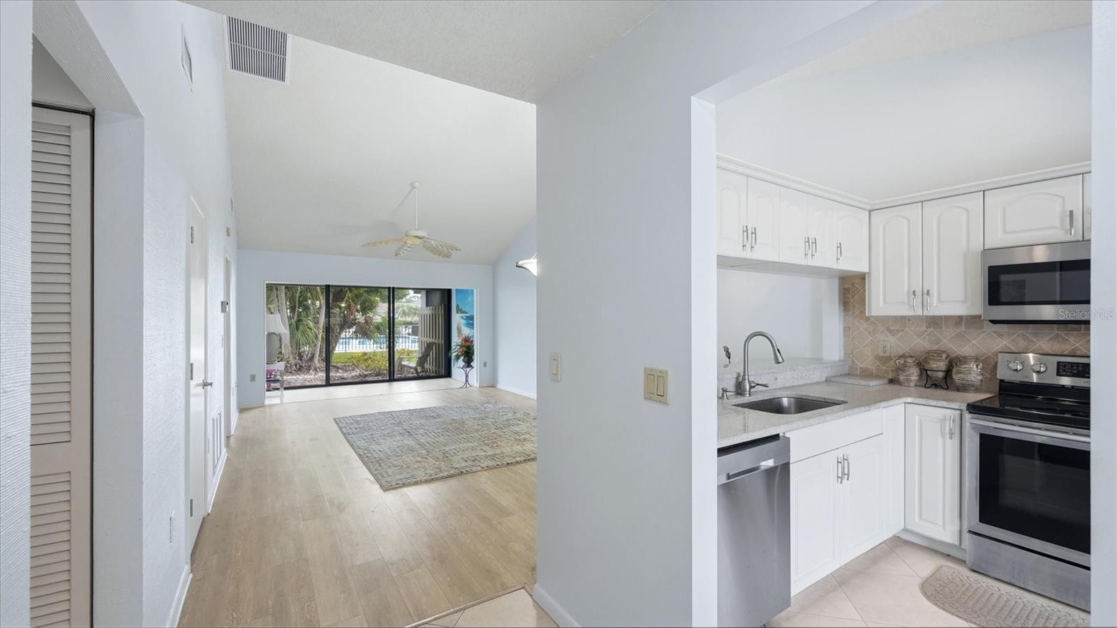 5350 MYRTLE #48