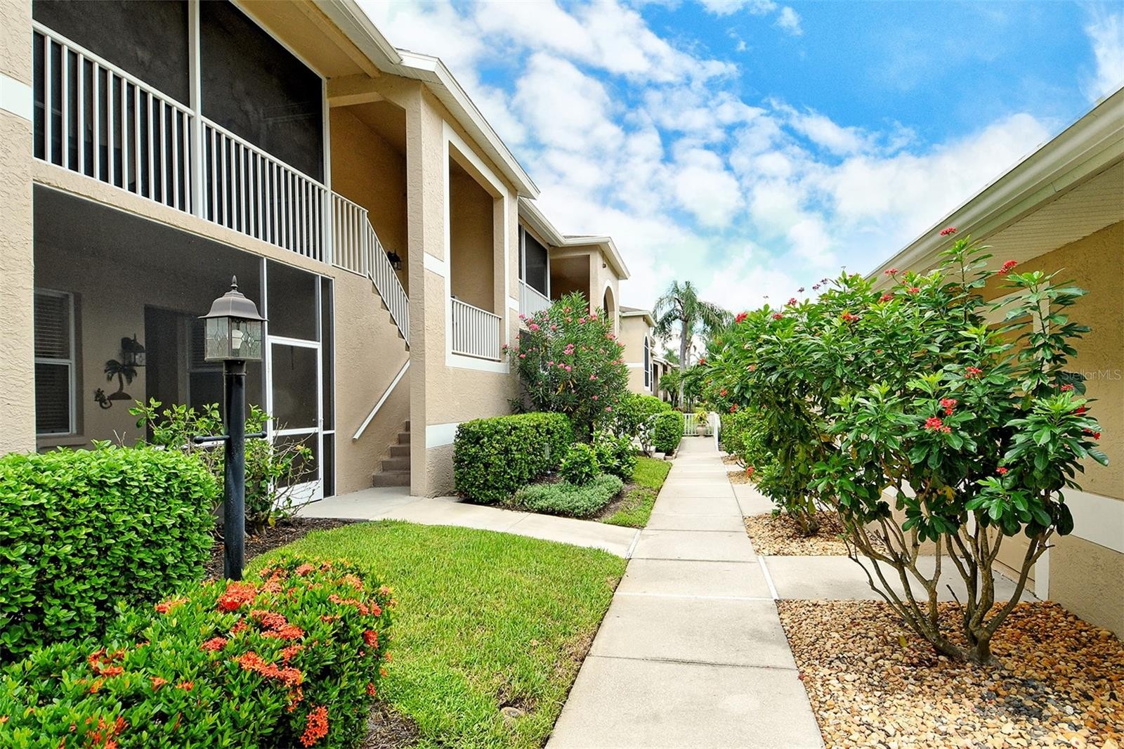 5240 HYLAND HILLS AVE #1415