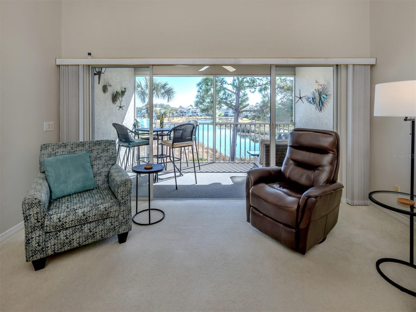 406 LAUREL LAKE DR #204