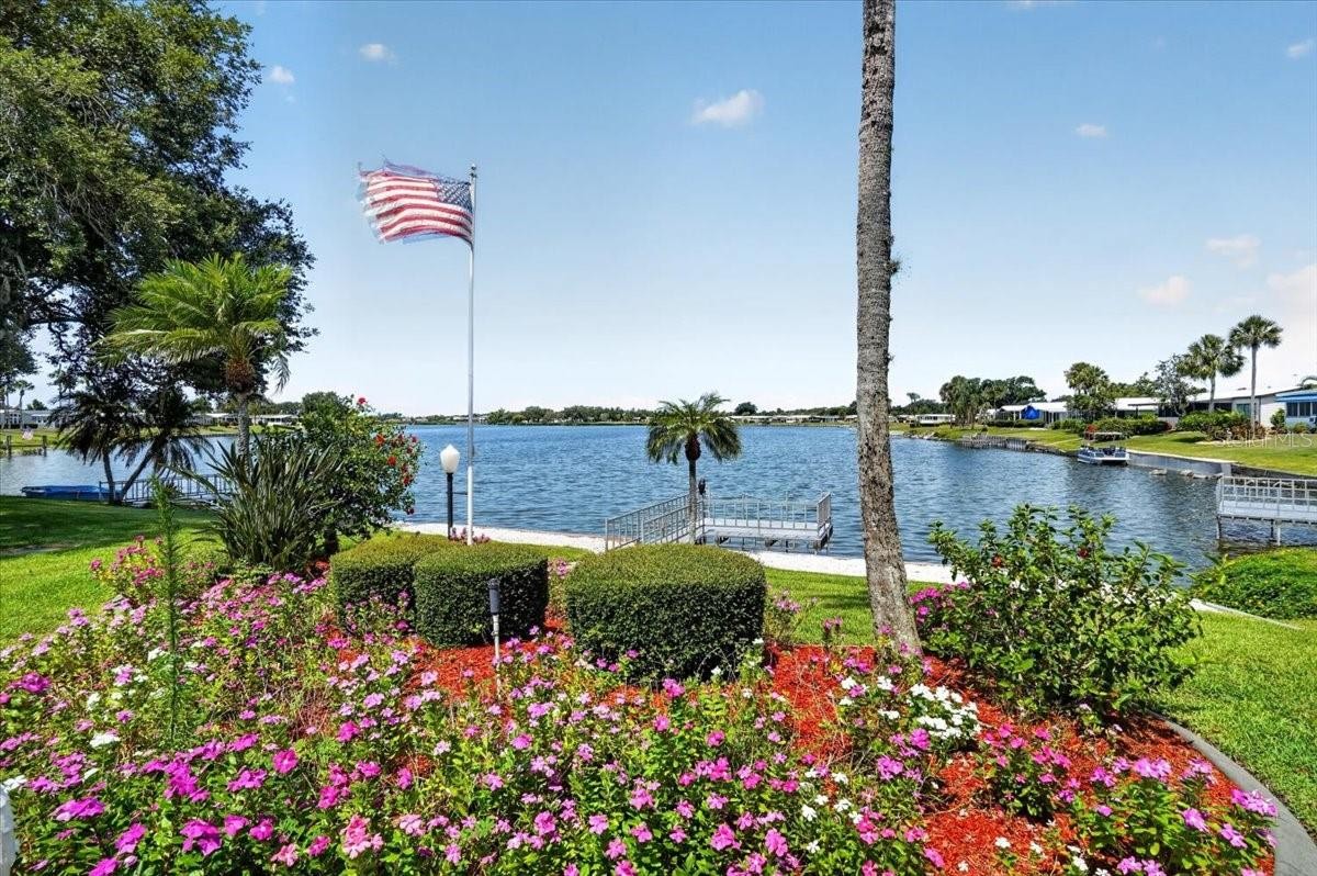 8469 IMPERIAL LAKES CIR