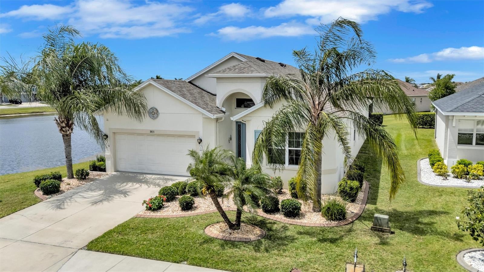 3831 CREEKSIDE PARK DR