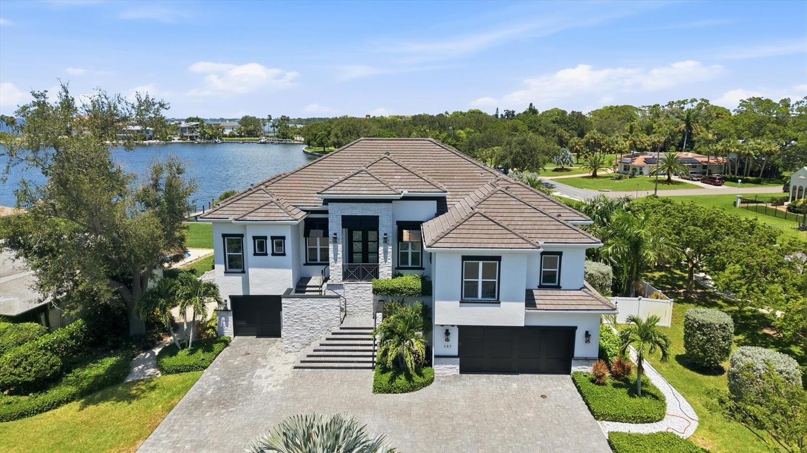 387 S SHORE DR