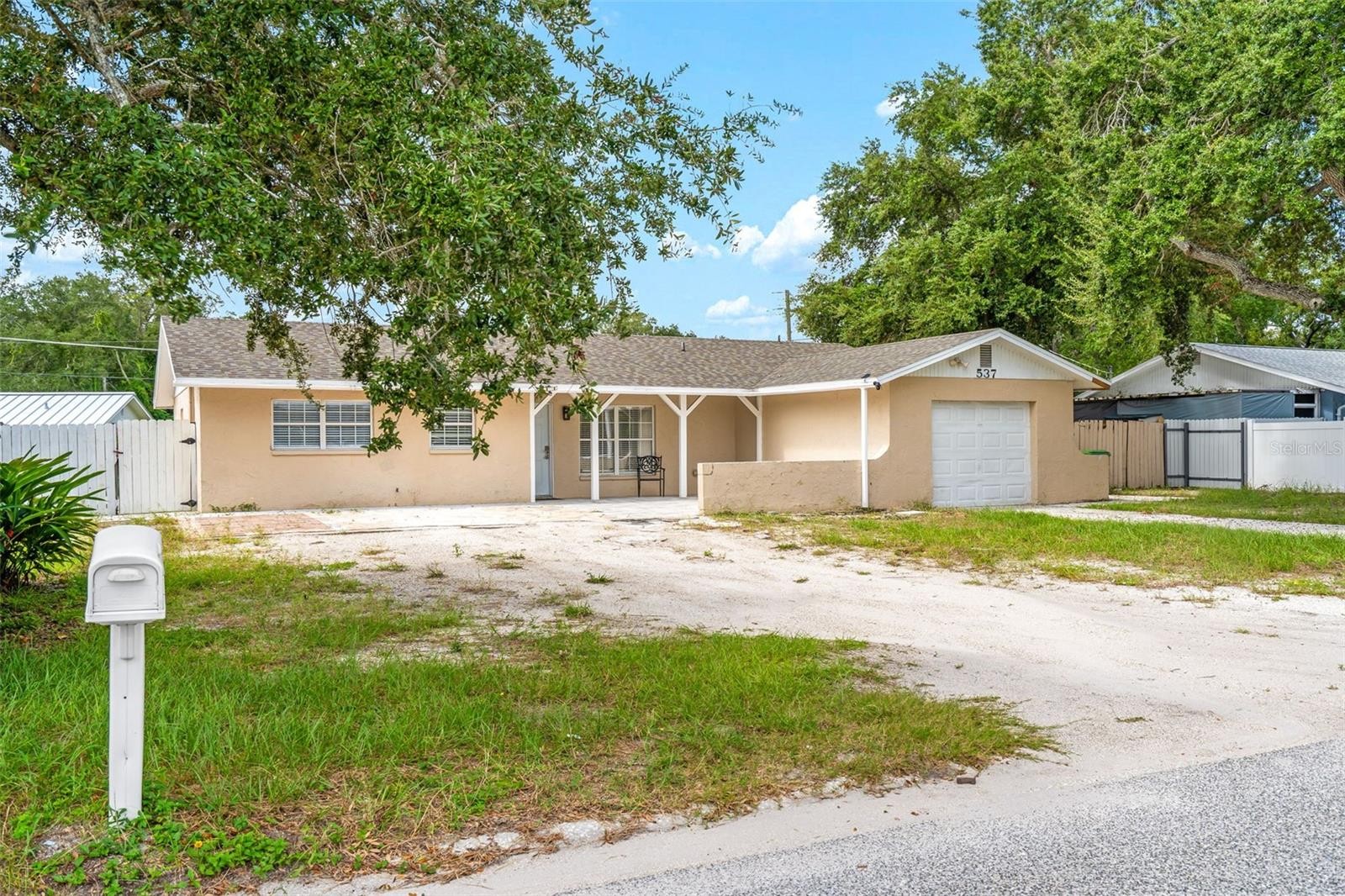 537 MELODY CIR