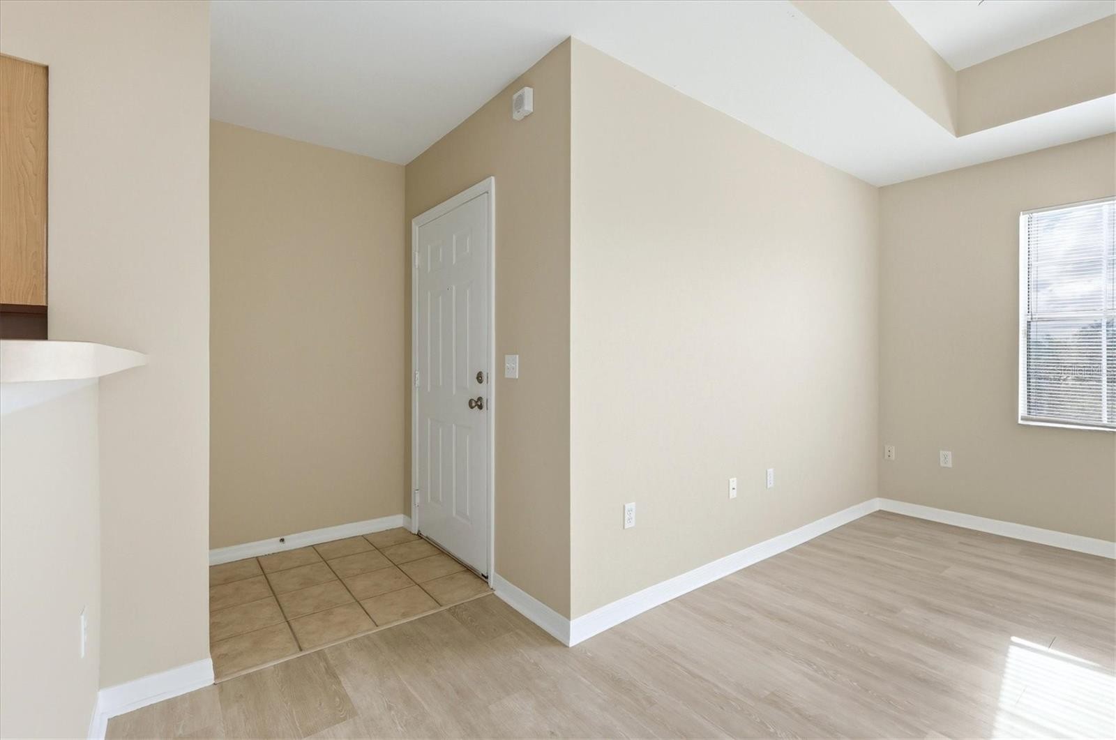1015 VILLAGIO CIR #202